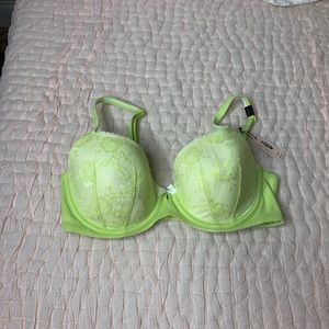Victoria’s Secret bra, NWT, 34DD